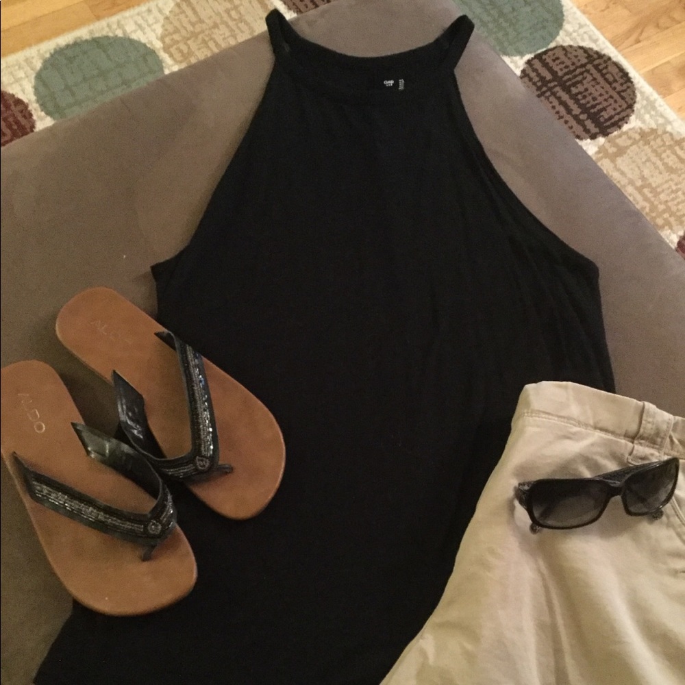 🌻 Gap Black Sleeveless Top, Size L 🌻